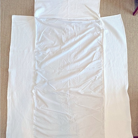 Company Store Madelyn Cotton Diamond Matelasse Bedskirt - Size Twin - Picture 2 of 5